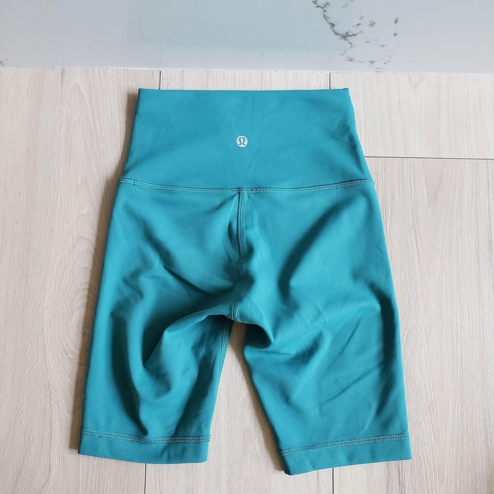 Lululemon Wunder Train Shorts Womens 2 Blue High Rise 8 Inch‎ Running Gym W7BH0S